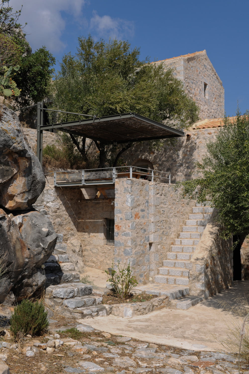 East Mani Casa Katoi, a historic stone holiday home - Rent a Greek Home