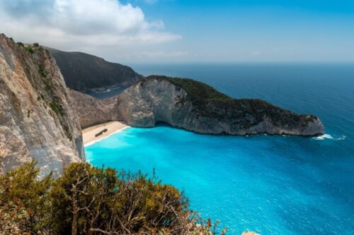 Greek Island Hopping while Renting a Greek Holiday Home | Comfort and Charm in A Rich and Fascinating Experience Greek Island Hopping while Renting a Greek Holiday Home | Comfort and Charm in A Rich and Fascinating Experience